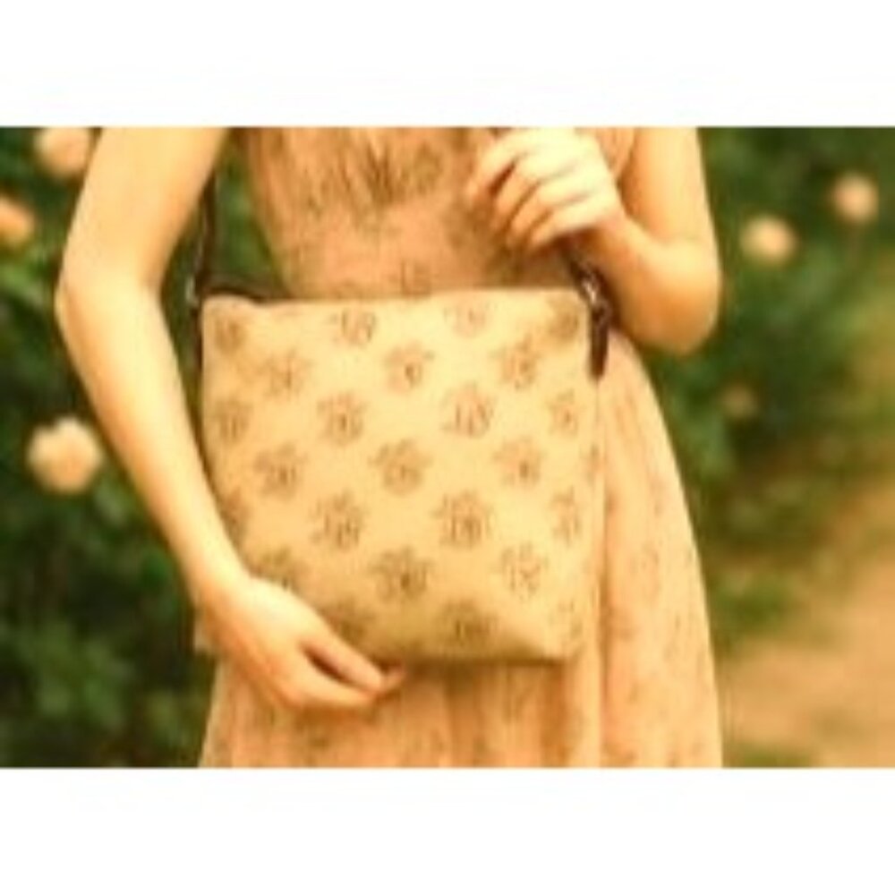Dooney & Bourke Beige Signature Logo Canvas Shoulder Bag  Brown Leather Strap - Picture 5 of 10